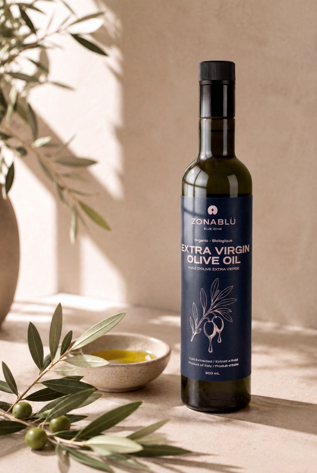 ZONABLÜ Sardinian olive oil with olive branches and tasting oil