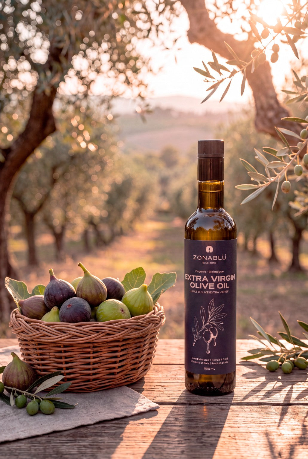 ZONABLÜ Sardinian olive oil bottle with figs and olive grove in warm sunlight